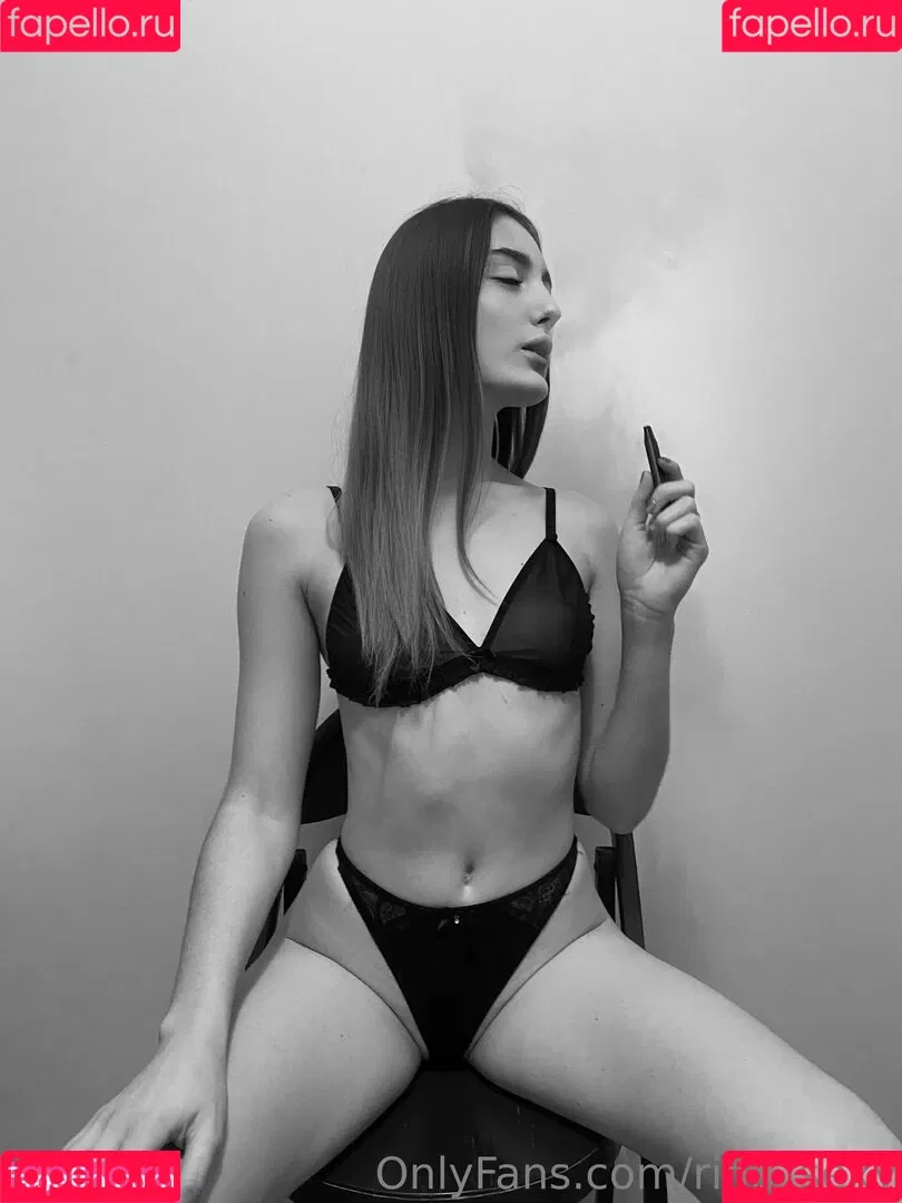 rina_sexy Onlyfans Photo Gallery 