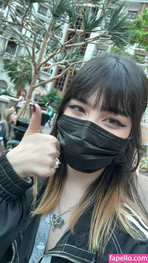 Rainhoe Onlyfans Photo Gallery 