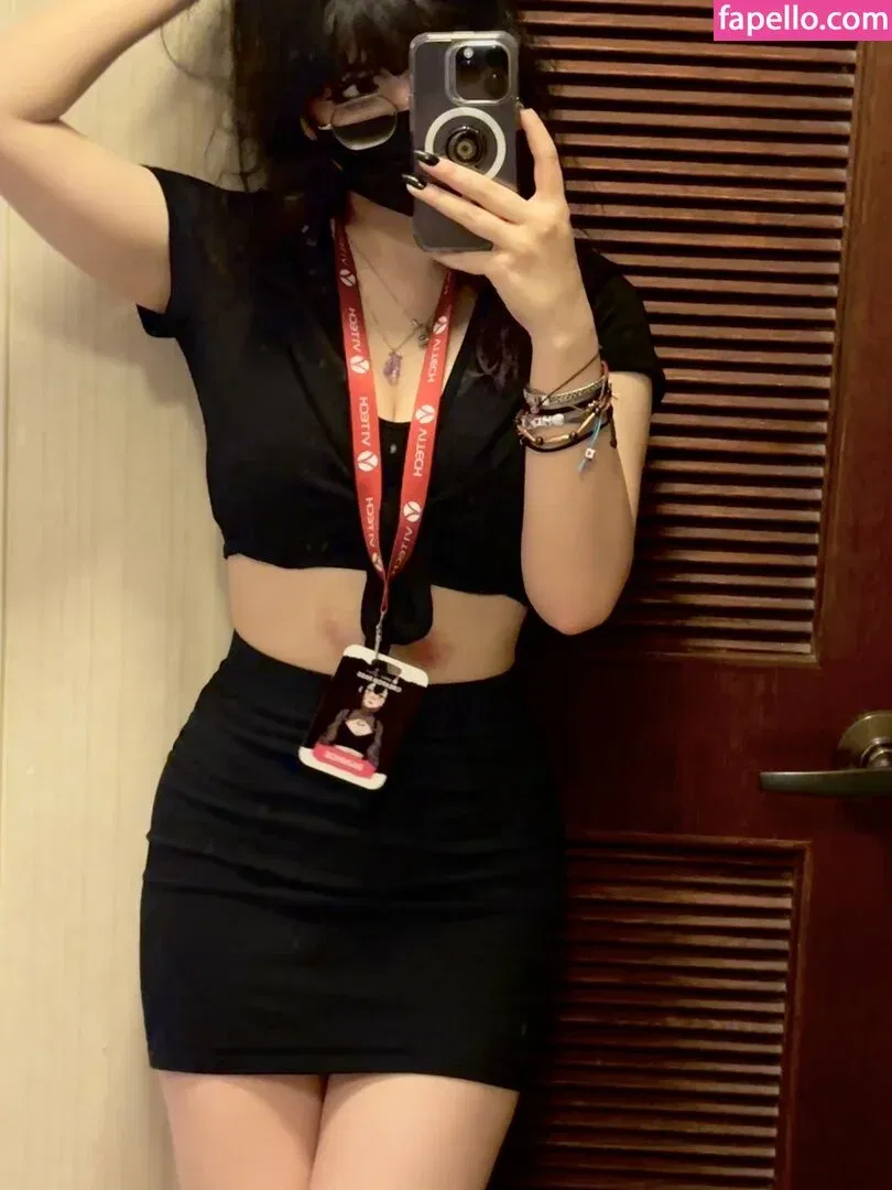 Rainhoe Onlyfans Photo Gallery 