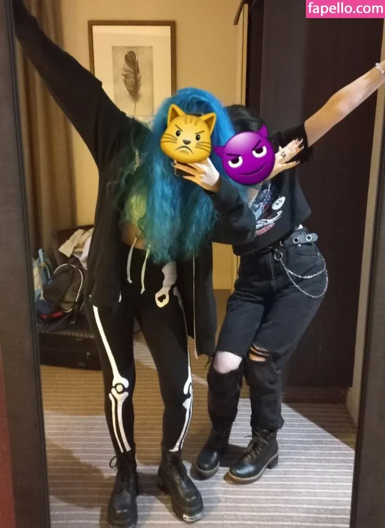 Rainhoe Onlyfans Photo Gallery 