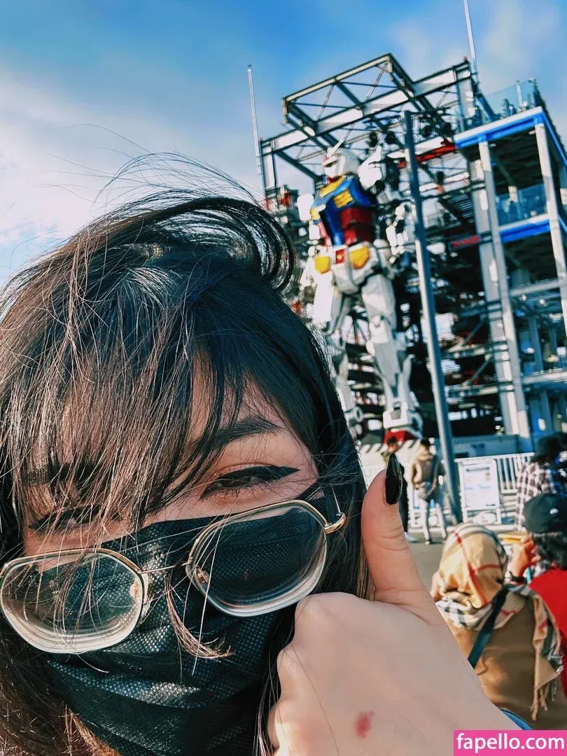 Rainhoe Onlyfans Photo Gallery 