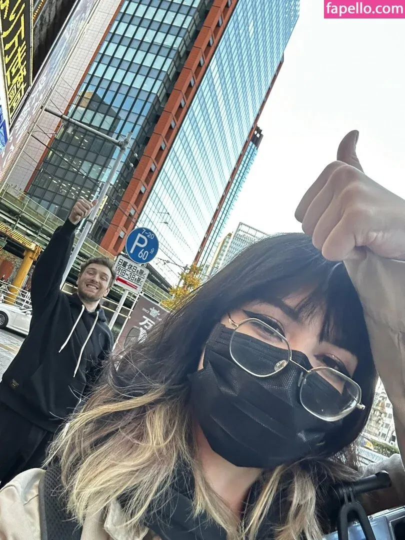 Rainhoe Onlyfans Photo Gallery 