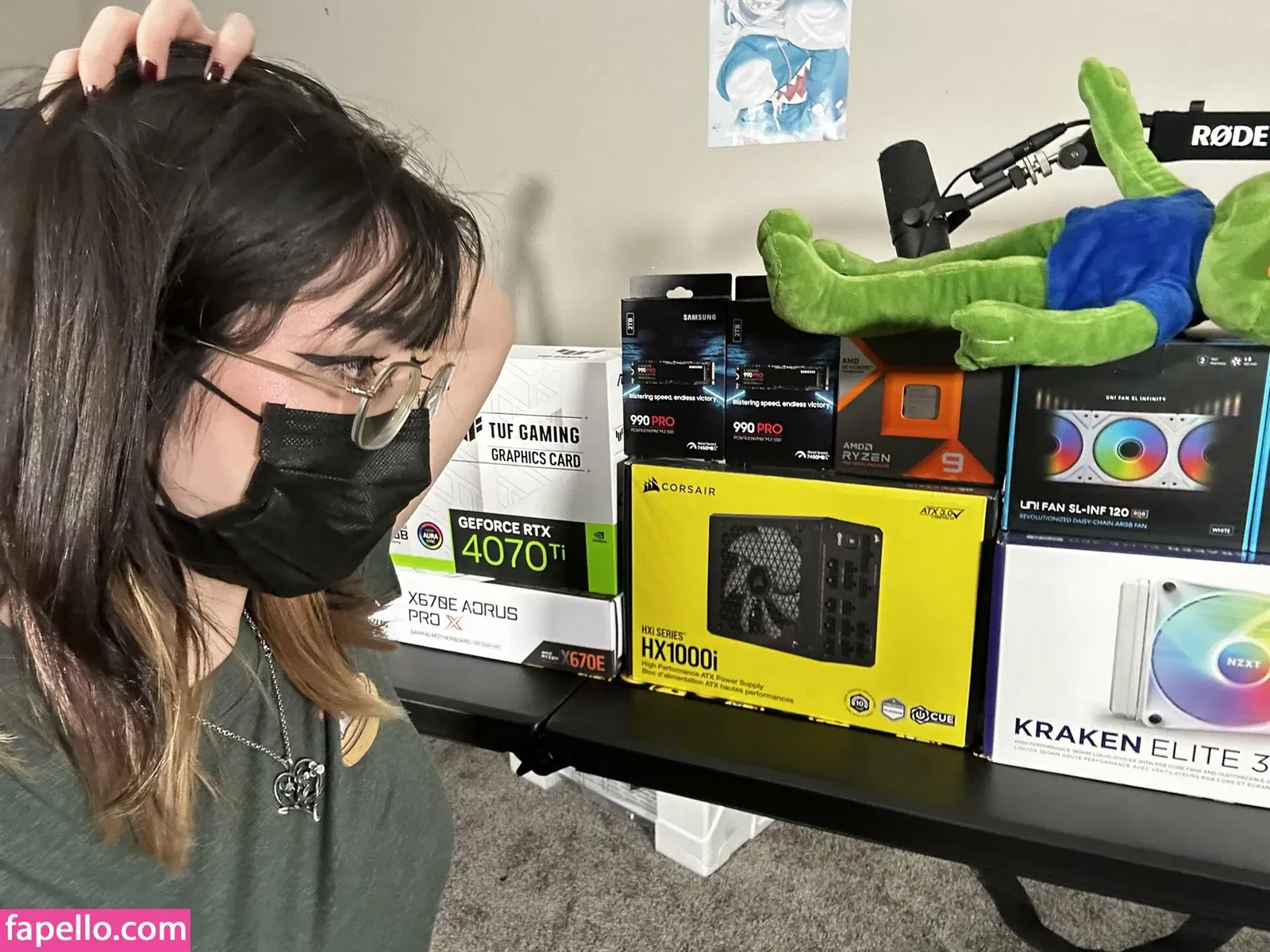 Rainhoe Onlyfans Photo Gallery 