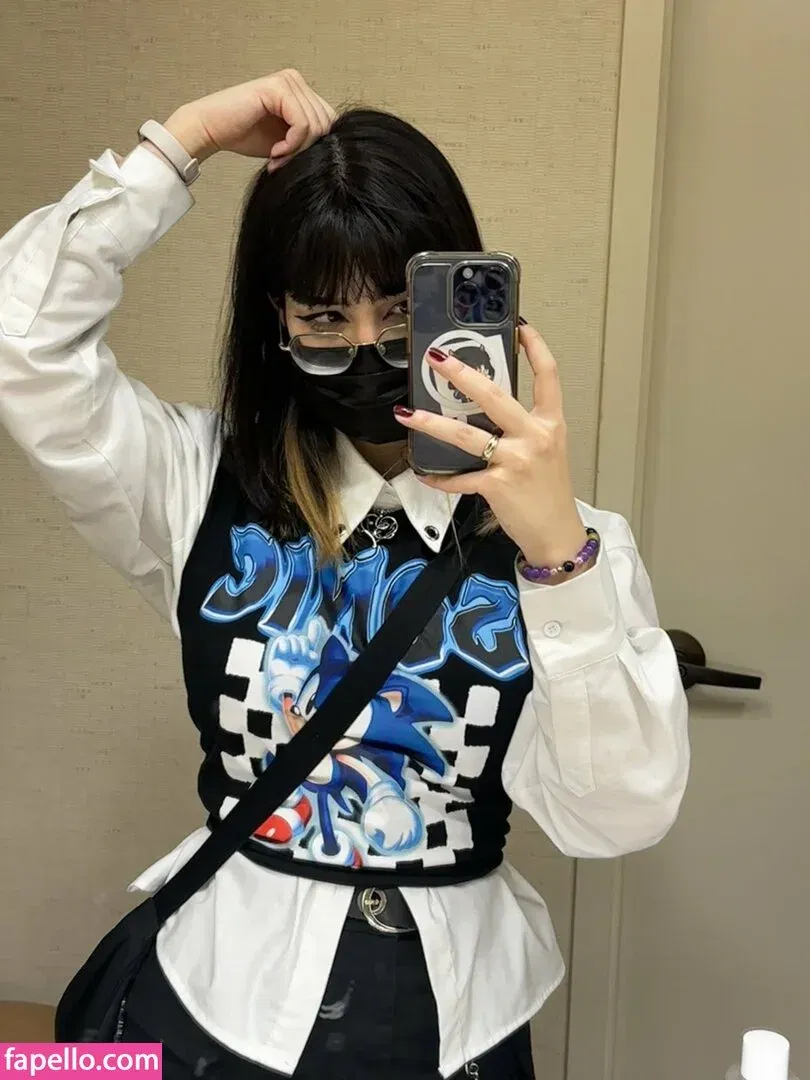 Rainhoe Onlyfans Photo Gallery 