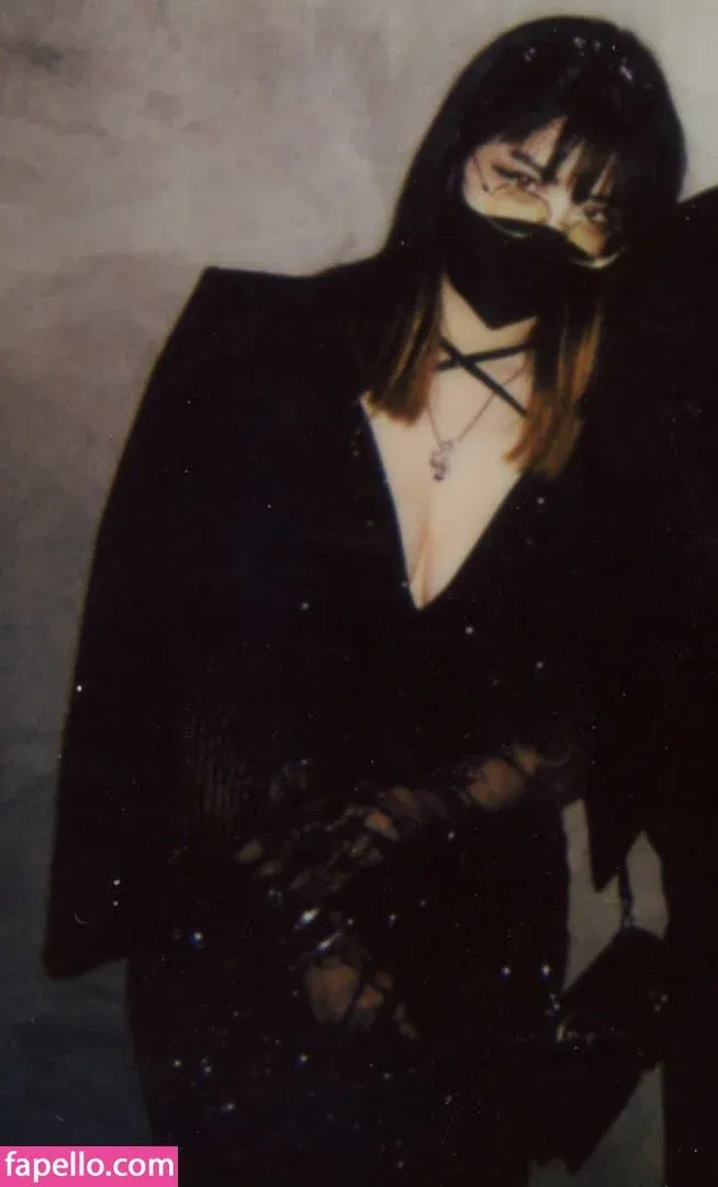 Rainhoe Onlyfans Photo Gallery 