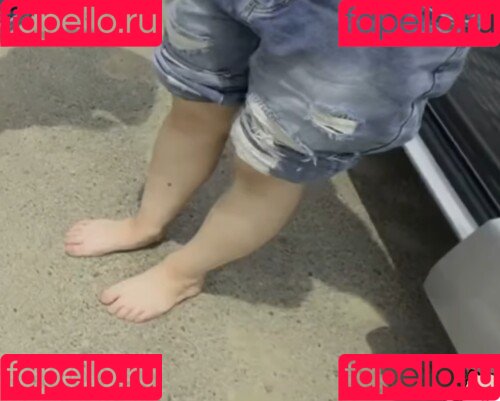 Rainhoe Onlyfans Photo Gallery 