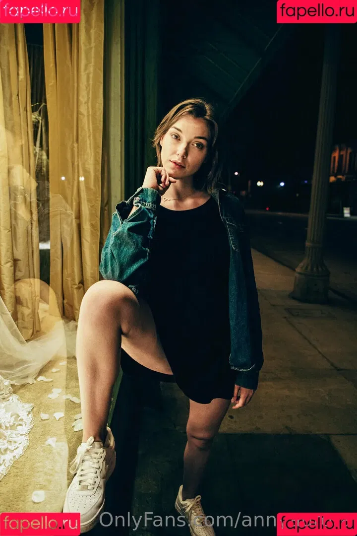 Anny Aurora Onlyfans Photo Gallery 