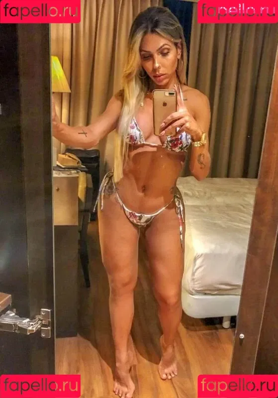 Michelle Mendonça Onlyfans Photo Gallery 