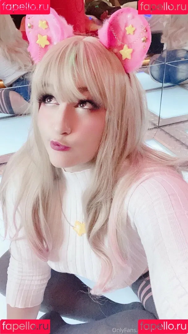 kombinichan Onlyfans Photo Gallery 
