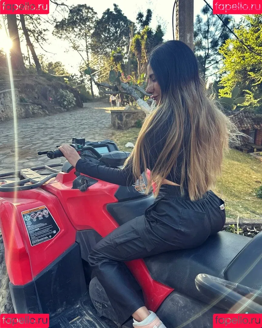 Marijo Ochoa Onlyfans Photo Gallery 