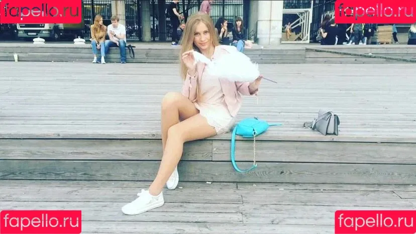 Olga Velichko Onlyfans Photo Gallery 