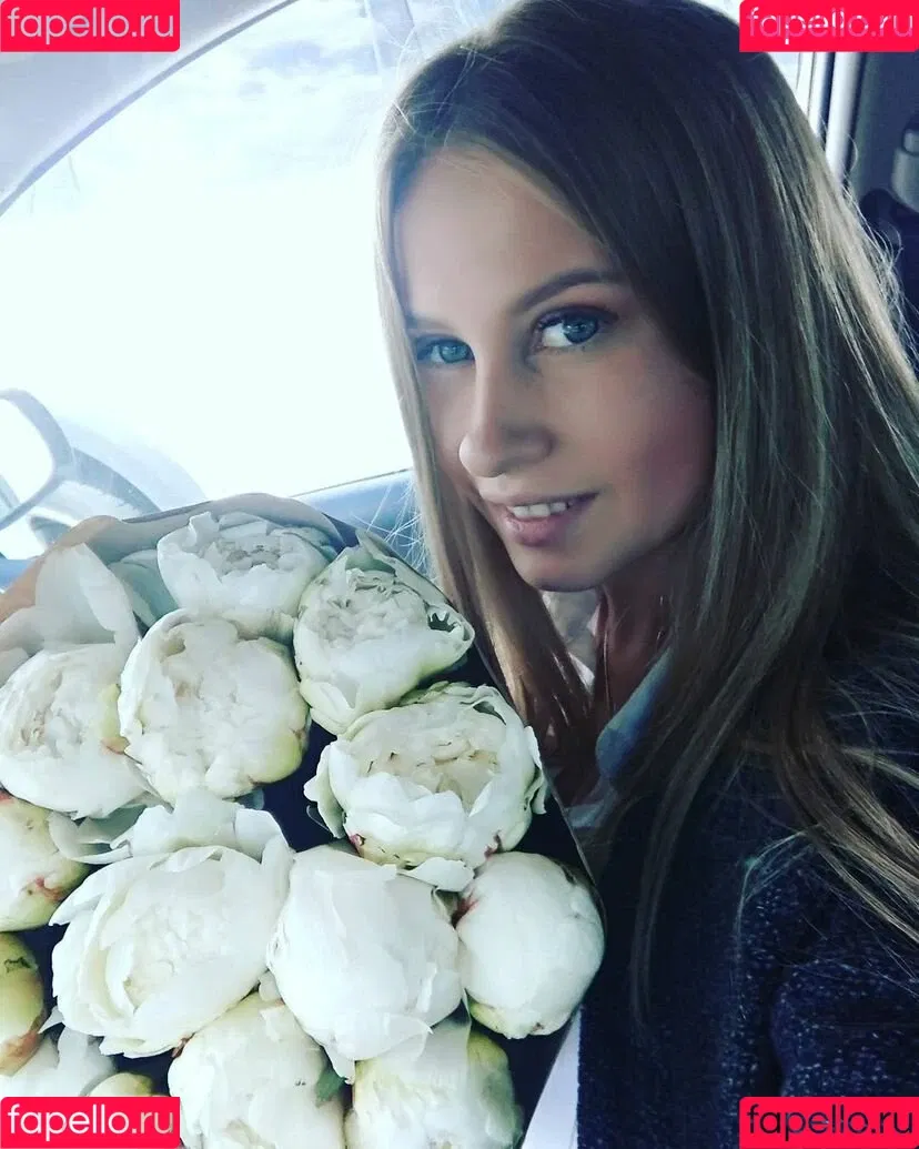 Olga Velichko Onlyfans Photo Gallery 
