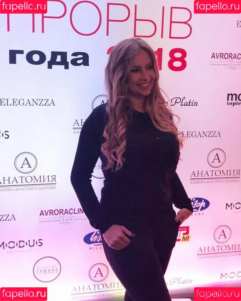 Olga Velichko Onlyfans Photo Gallery 