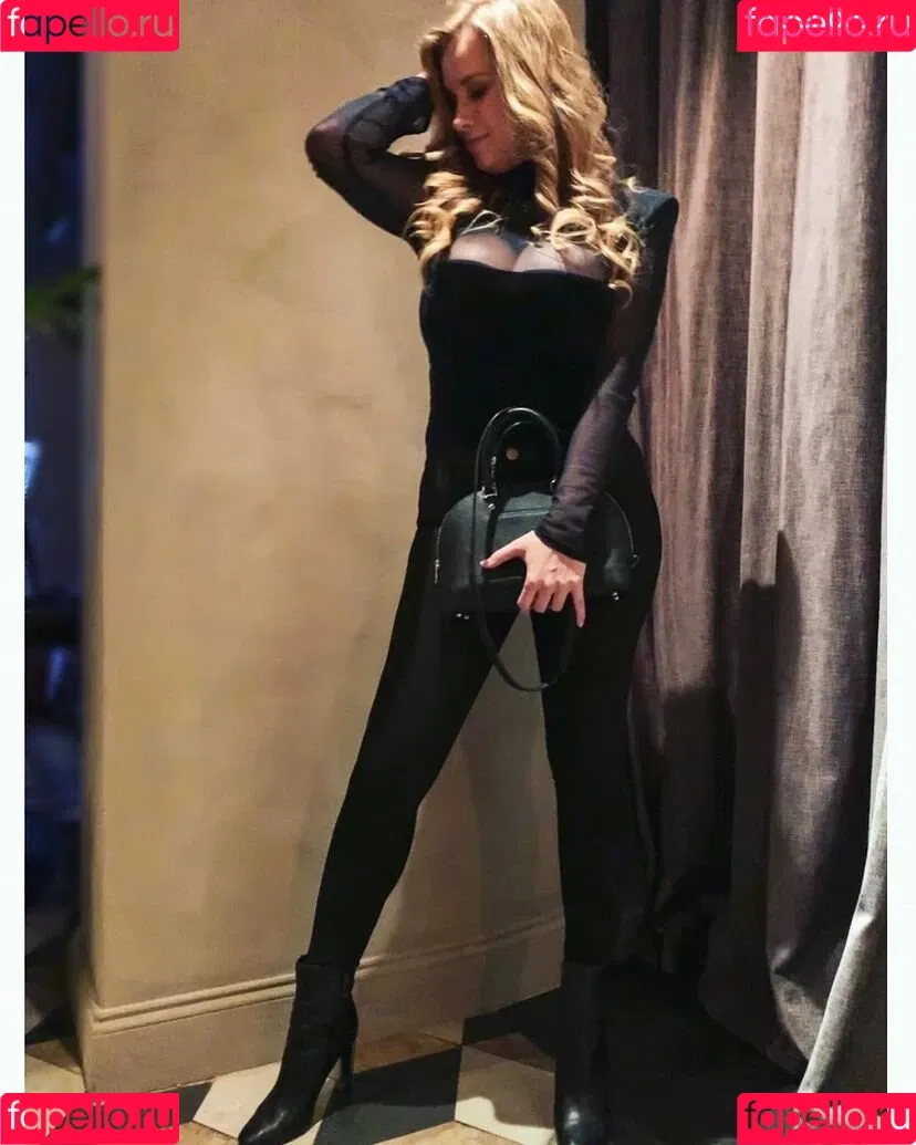 Olga Velichko Onlyfans Photo Gallery 