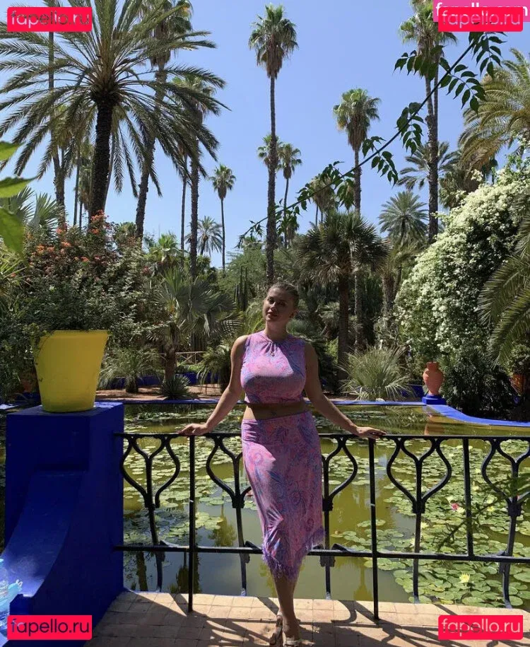 Olga Velichko Onlyfans Photo Gallery 