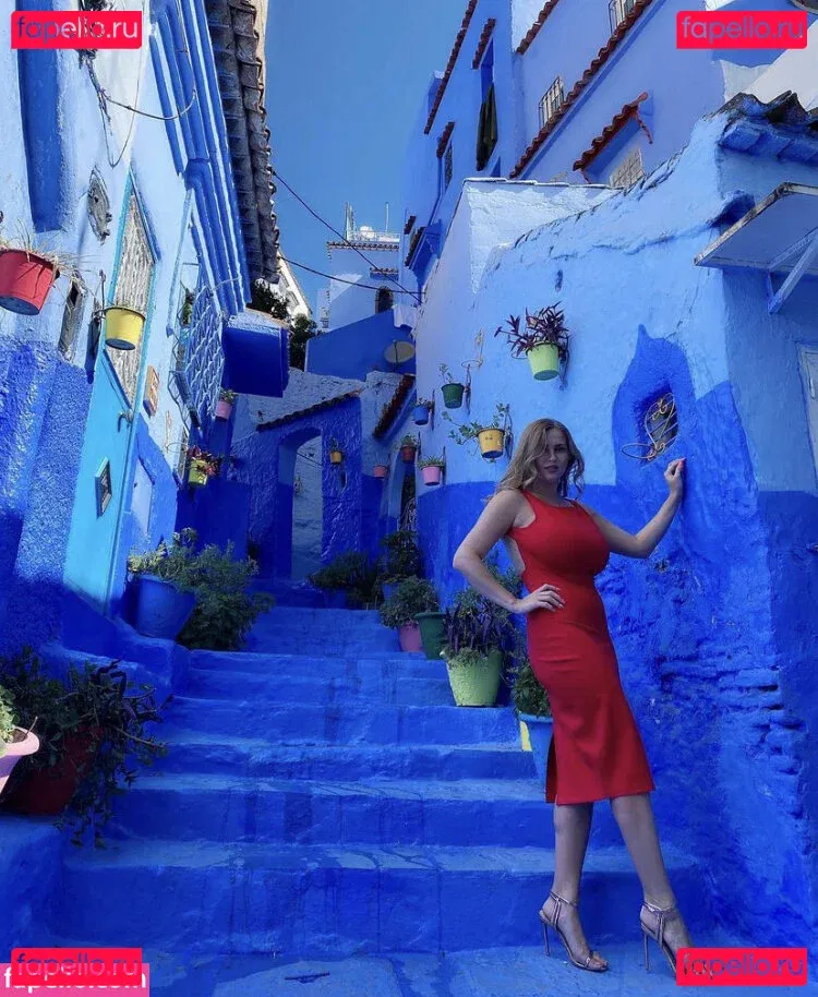 Olga Velichko Onlyfans Photo Gallery 