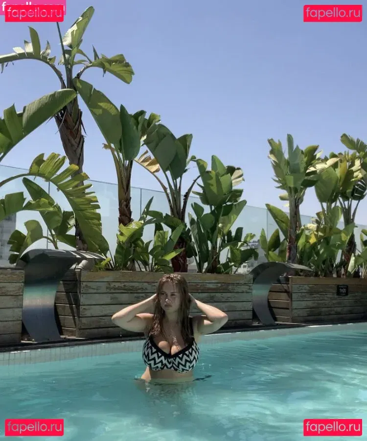 Olga Velichko Onlyfans Photo Gallery 