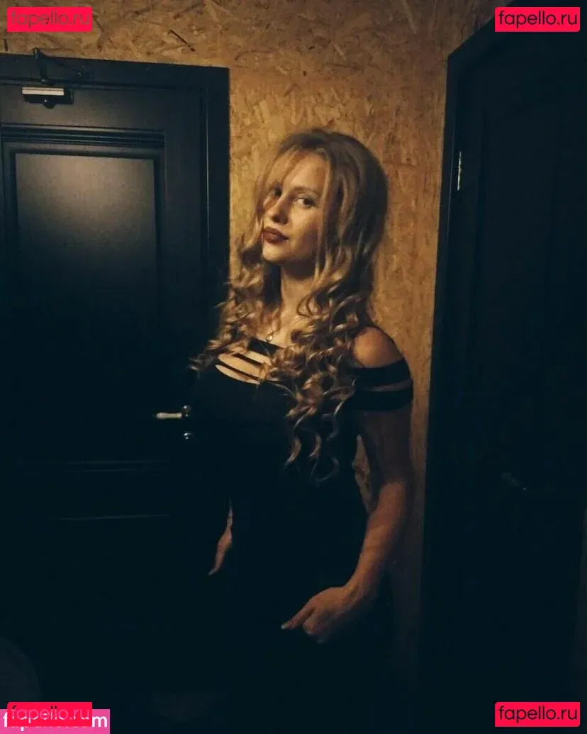 Olga Velichko Onlyfans Photo Gallery 