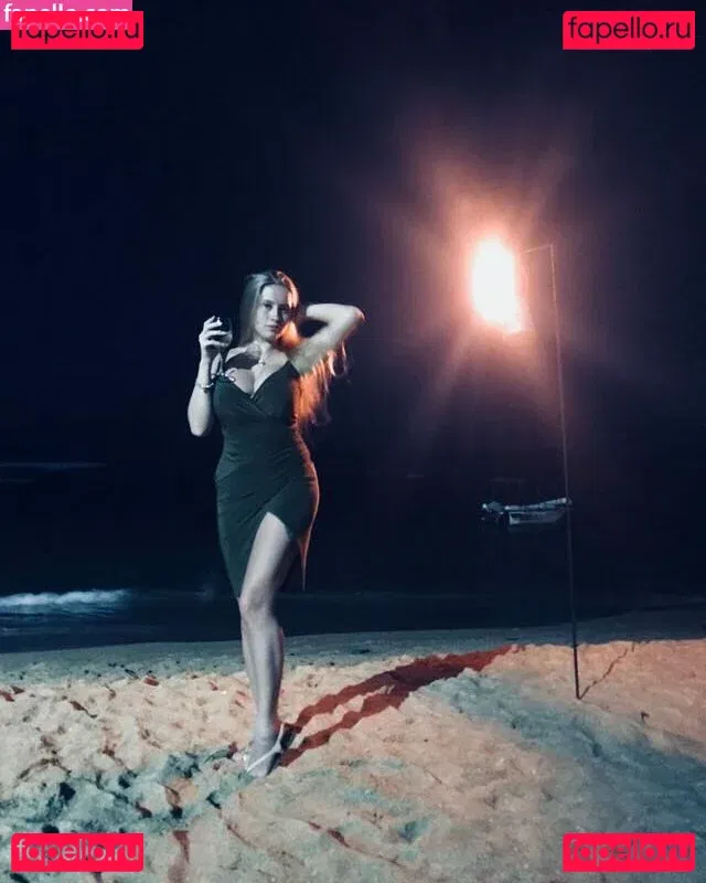 Olga Velichko Onlyfans Photo Gallery 