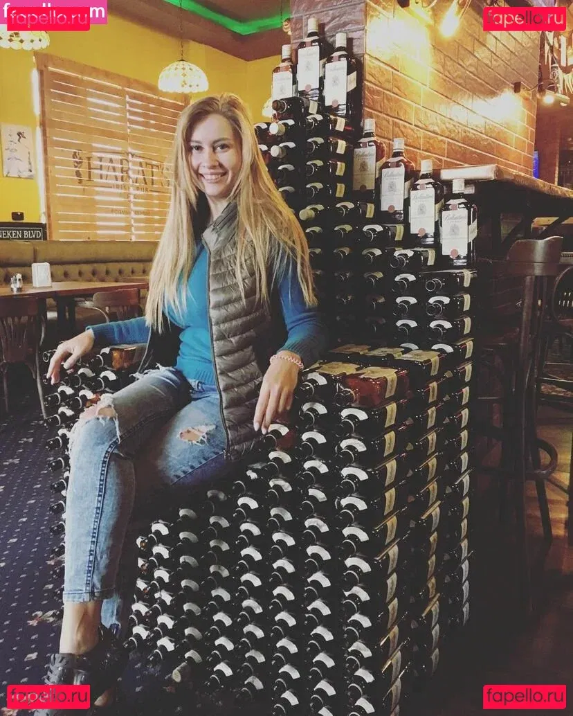 Olga Velichko Onlyfans Photo Gallery 