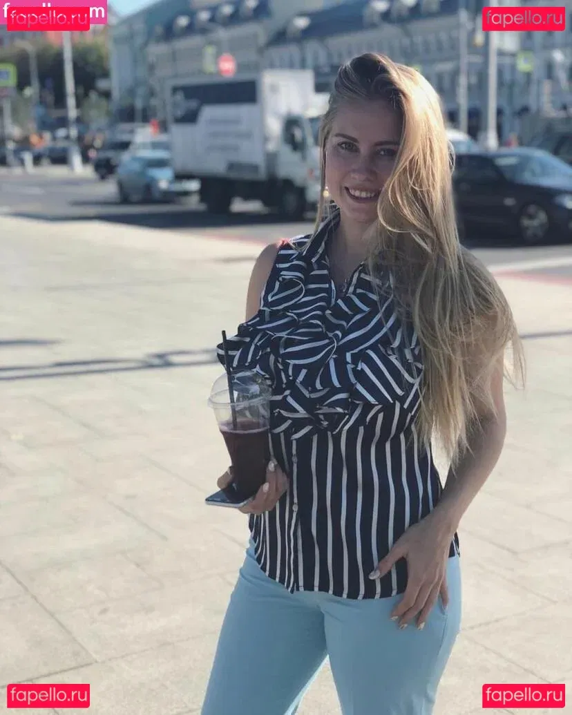 Olga Velichko Onlyfans Photo Gallery 