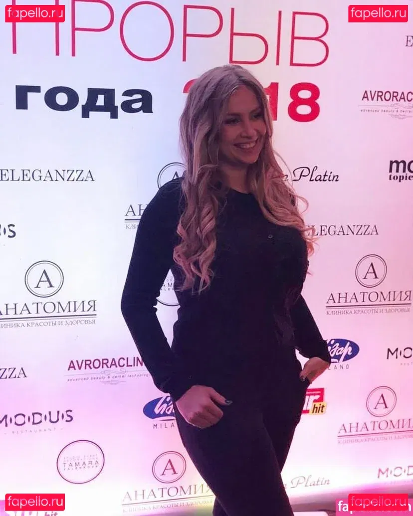 Olga Velichko Onlyfans Photo Gallery 