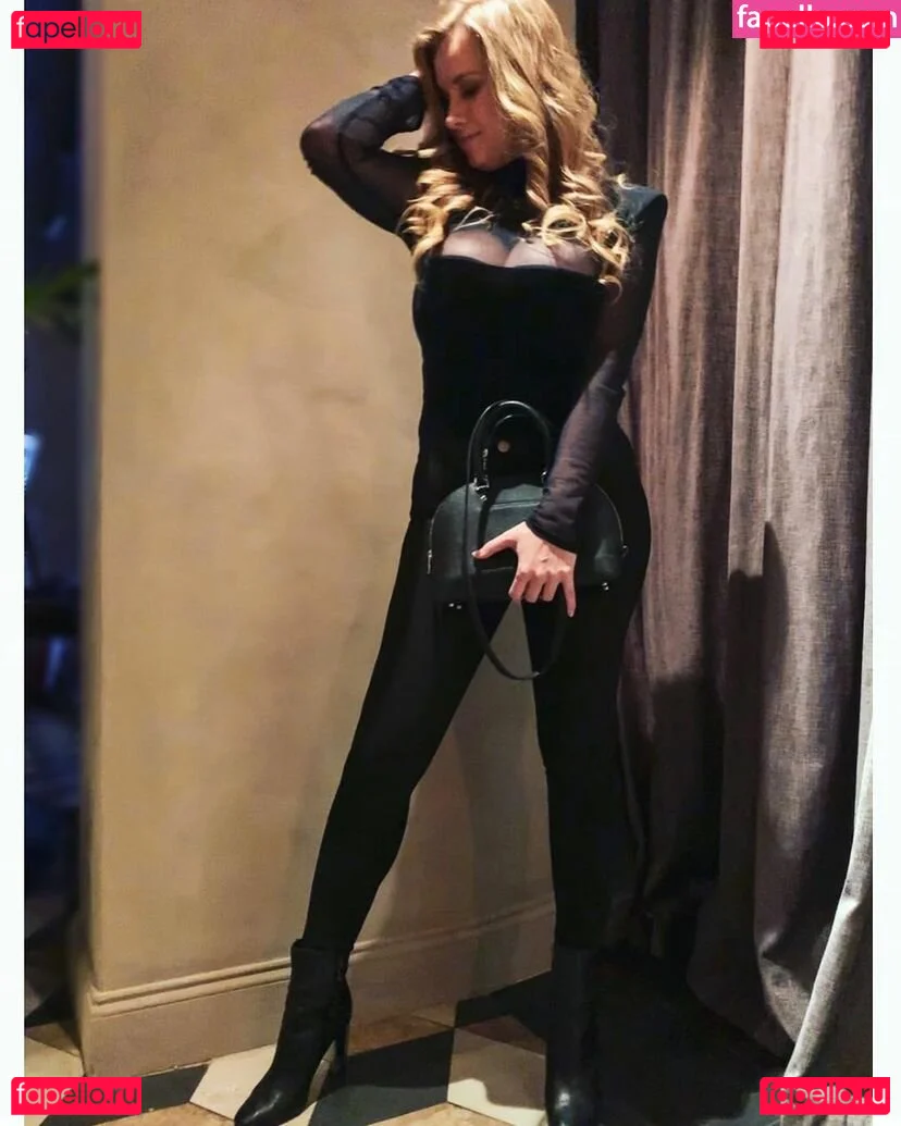 Olga Velichko Onlyfans Photo Gallery 