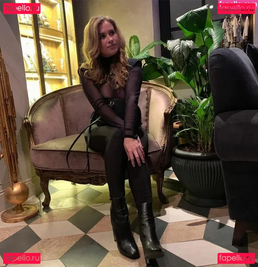 Olga Velichko Onlyfans Photo Gallery 