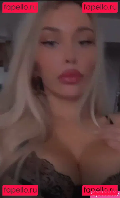 Lily Ermak Onlyfans Photo Gallery 