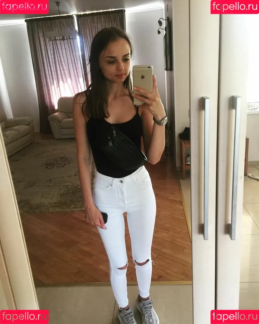 Misss Vikka Onlyfans Photo Gallery 