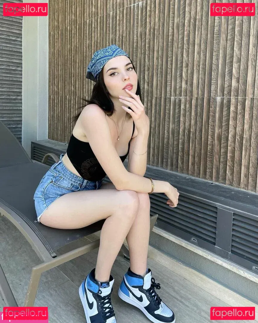 melisayamac Onlyfans Photo Gallery 