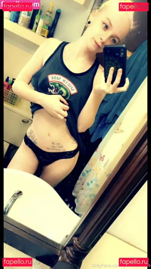 petitepixie69 Onlyfans Photo Gallery 