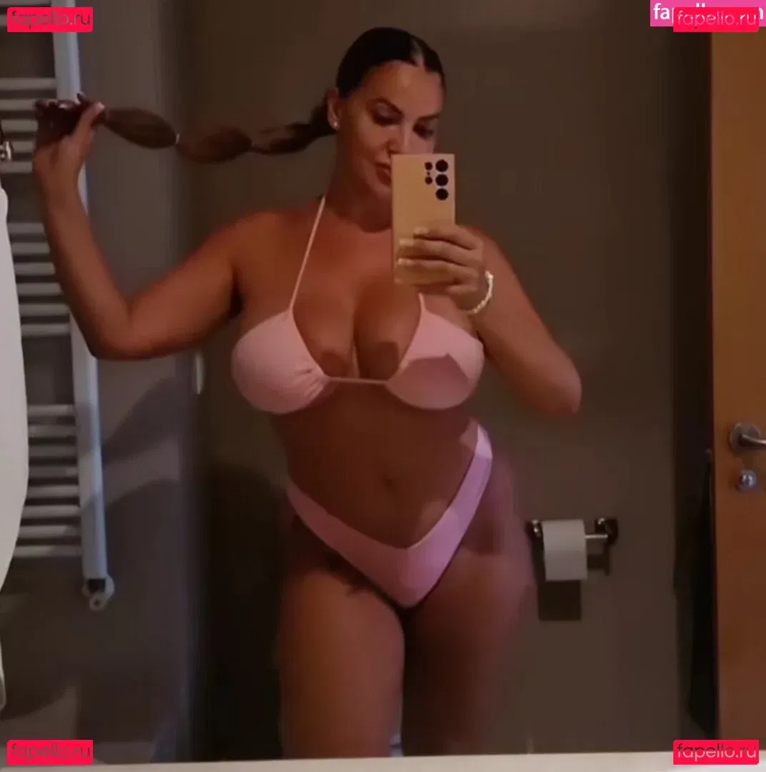 Raquel Sanchez Onlyfans Photo Gallery 