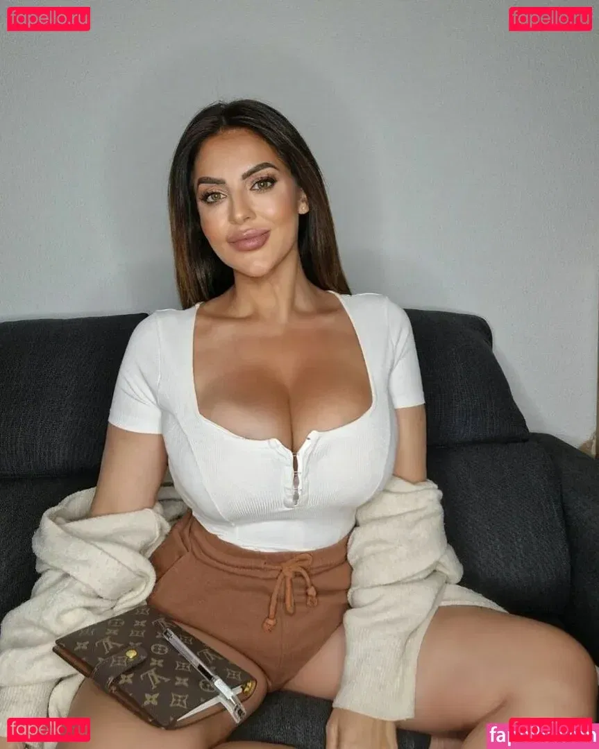 Raquel Sanchez Onlyfans Photo Gallery 