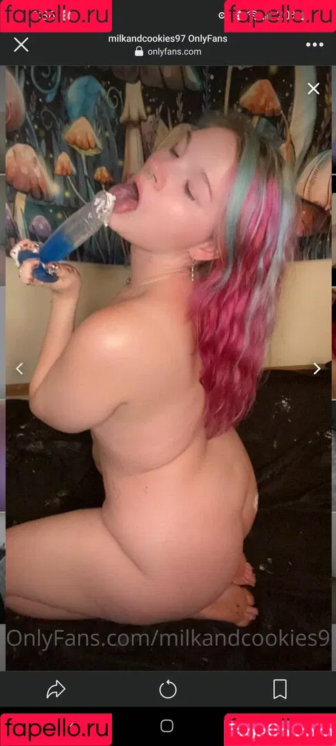 milkandcookies97 Onlyfans Photo Gallery 