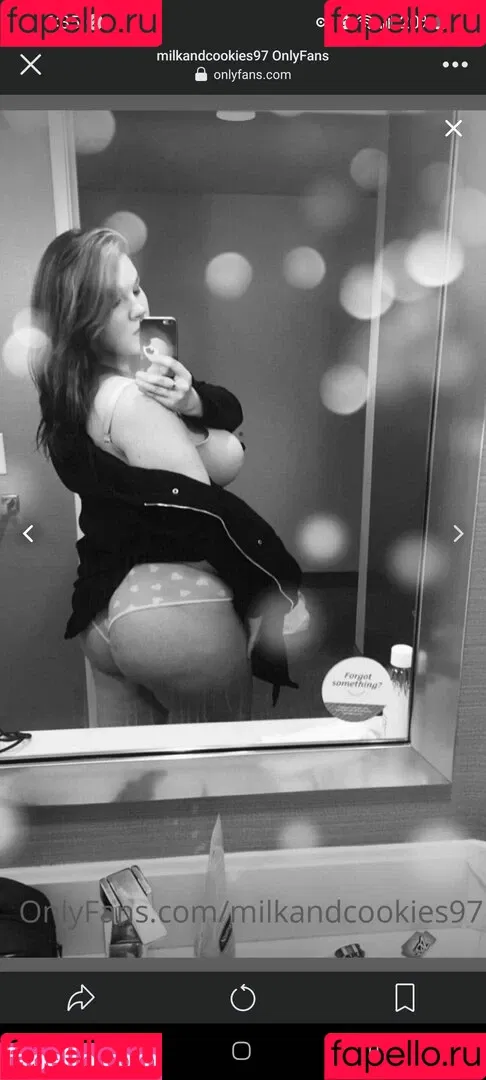 milkandcookies97 Onlyfans Photo Gallery 