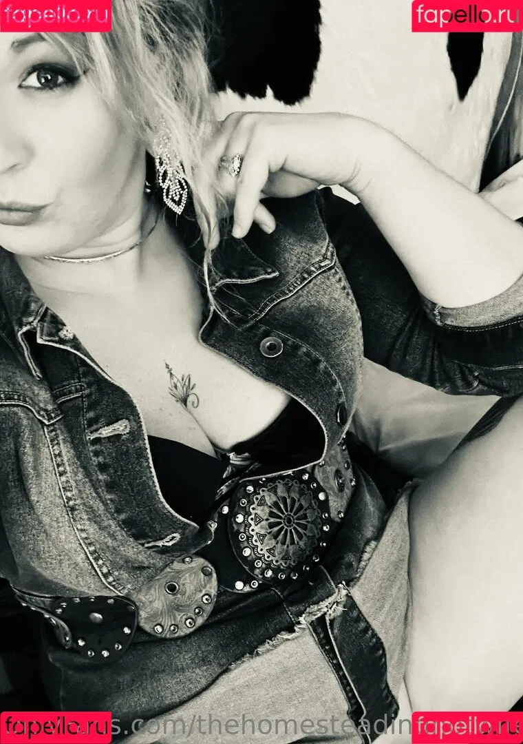 darkvixenent Onlyfans Photo Gallery 