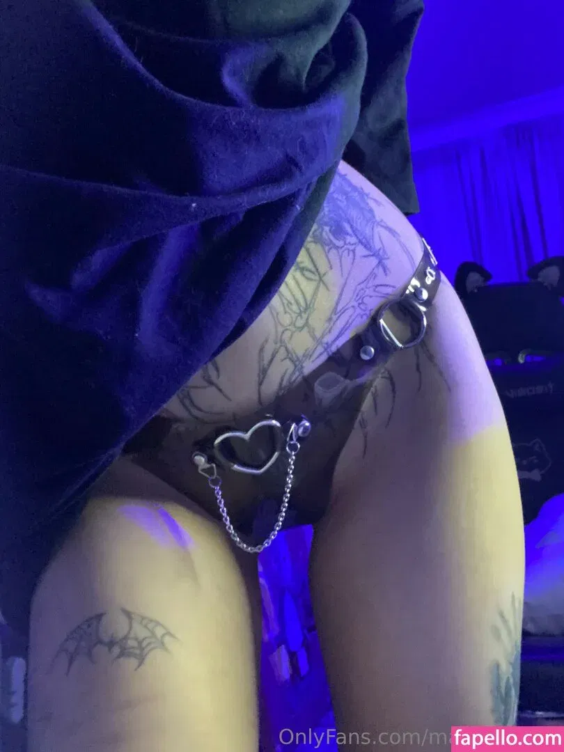 maldita_meg Onlyfans Photo Gallery 