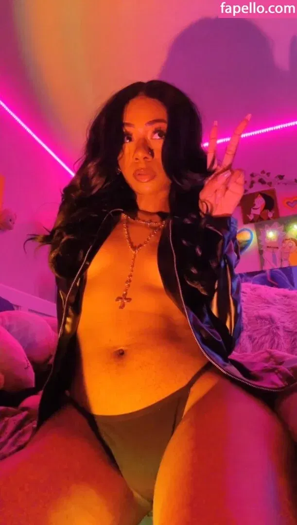 maldita_meg Onlyfans Photo Gallery 