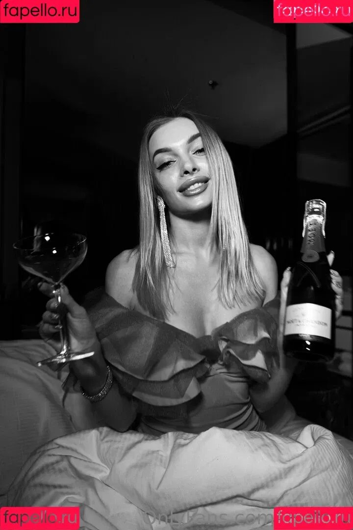 lollly_lu Onlyfans Photo Gallery 