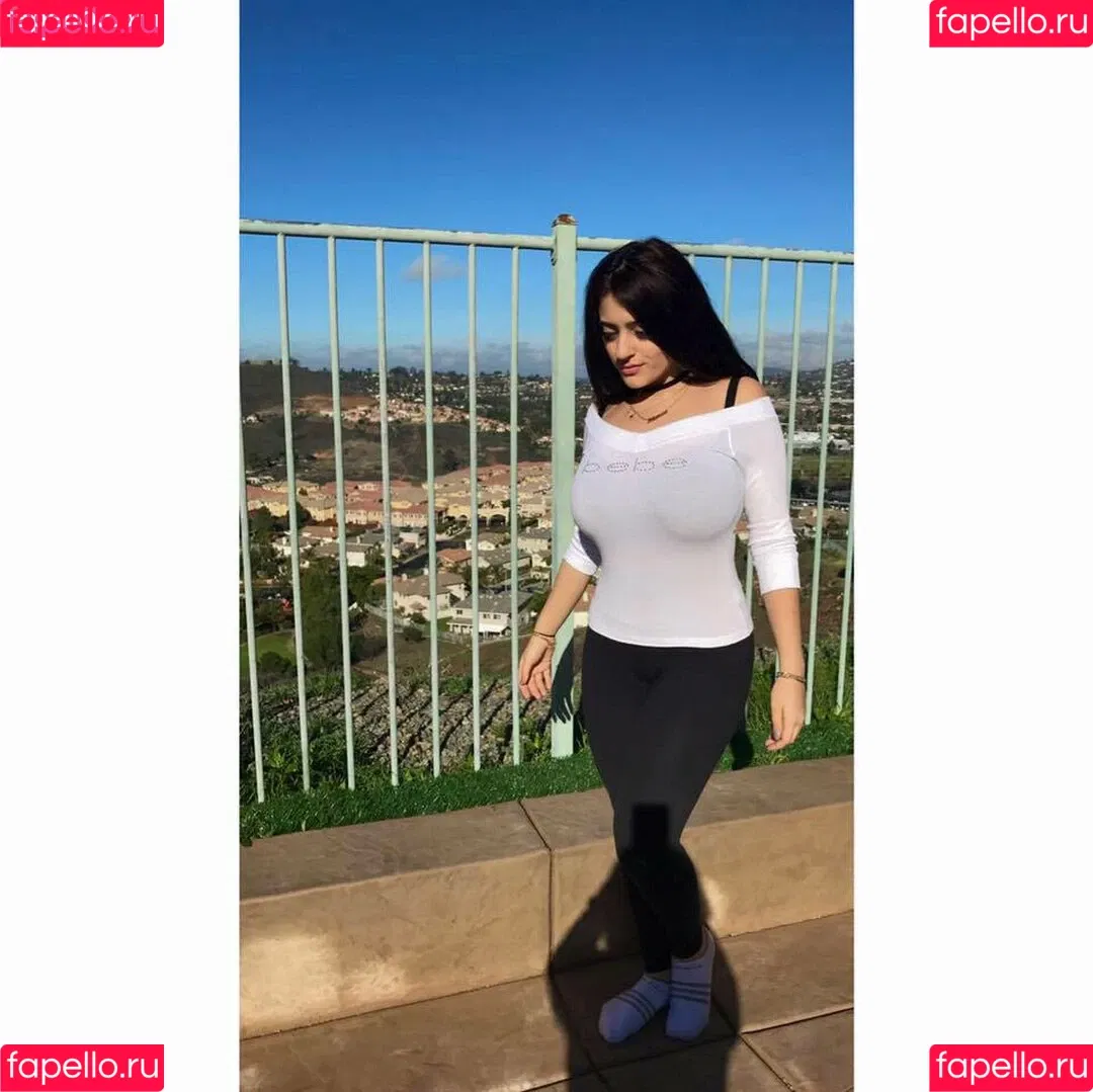 Maria Sharrad Onlyfans Photo Gallery 