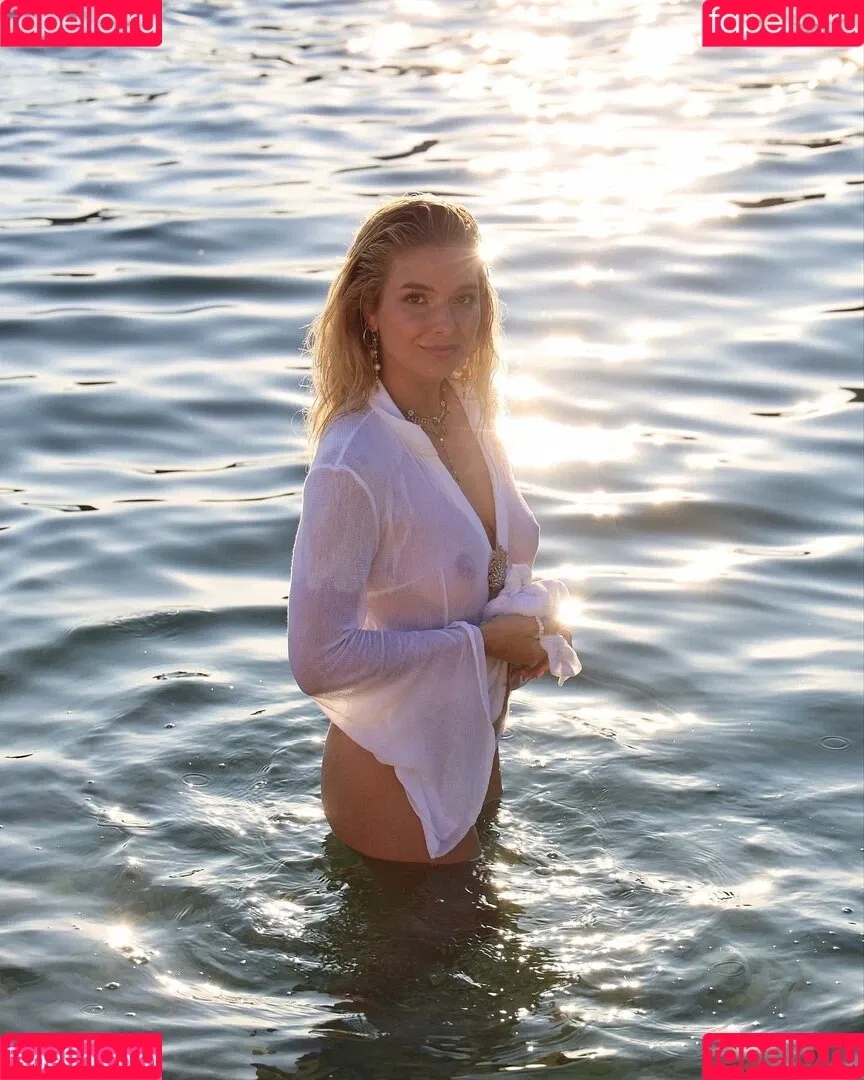 Lola Weippert Onlyfans Photo Gallery 