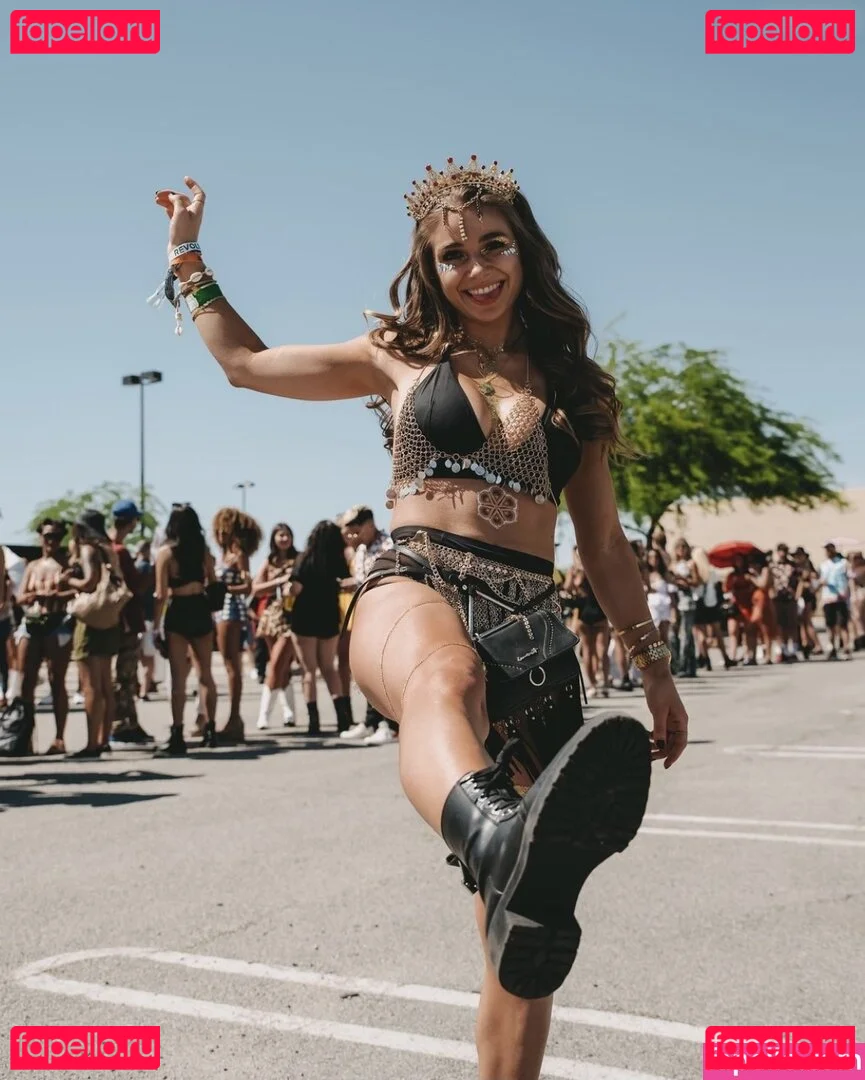 Lola Weippert Onlyfans Photo Gallery 