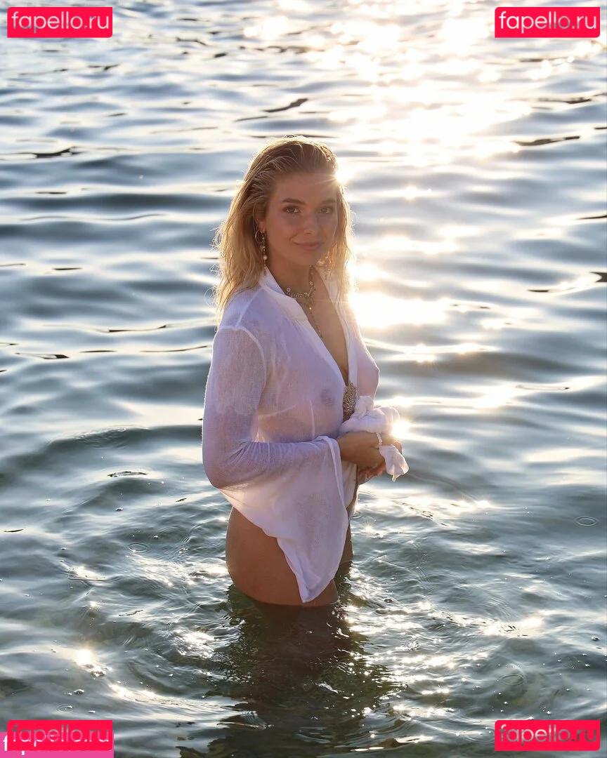 Lola Weippert Onlyfans Photo Gallery 