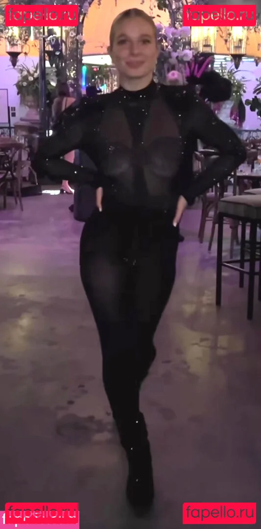 Lola Weippert Onlyfans Photo Gallery 