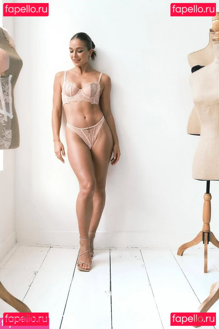 Lola Weippert Onlyfans Photo Gallery 