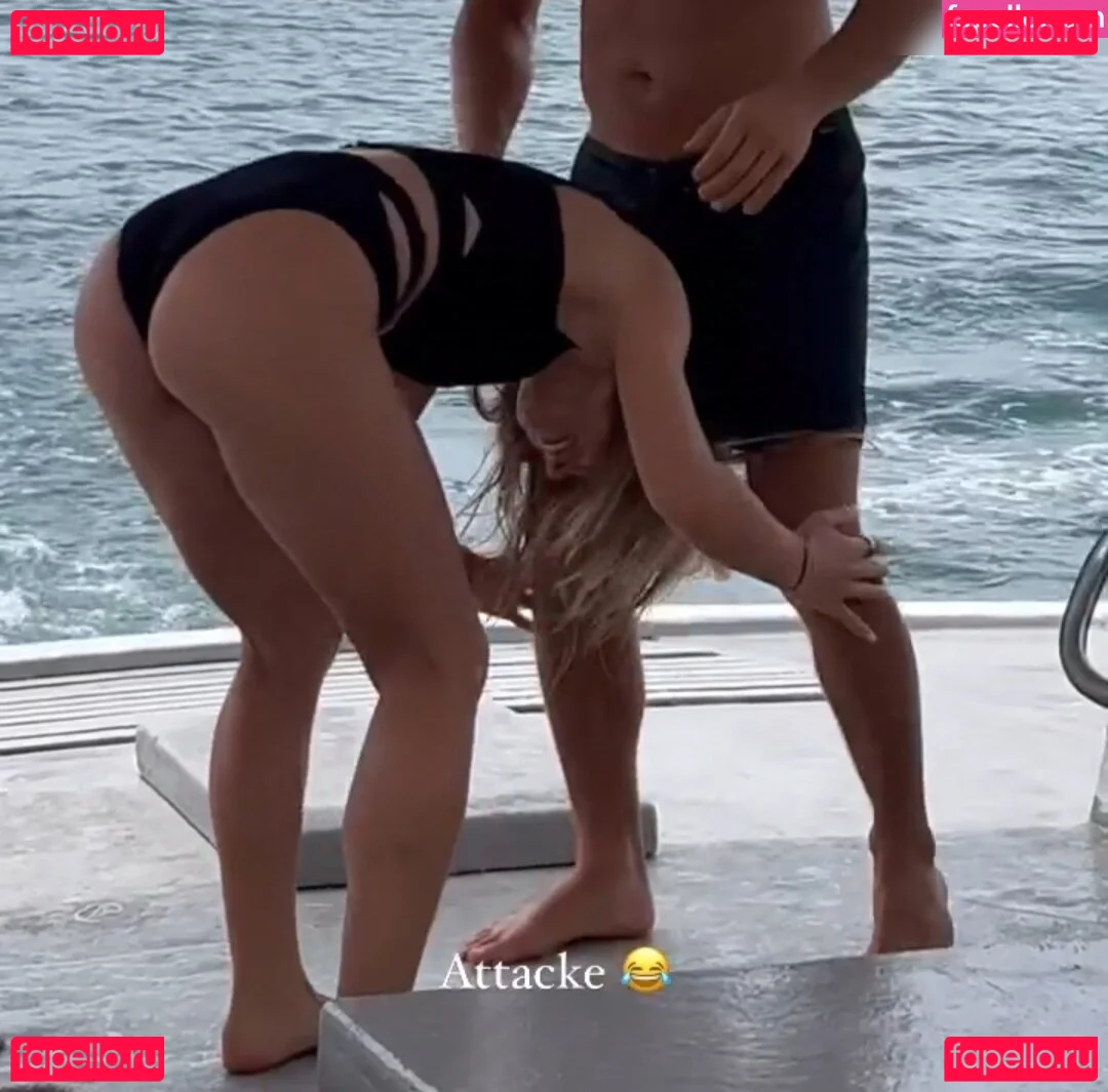 Lola Weippert Onlyfans Photo Gallery 