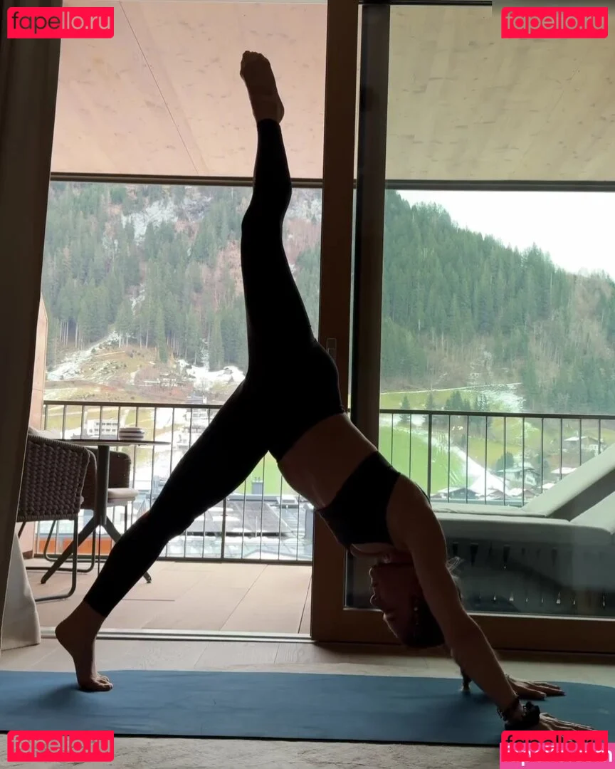 Lola Weippert Onlyfans Photo Gallery 