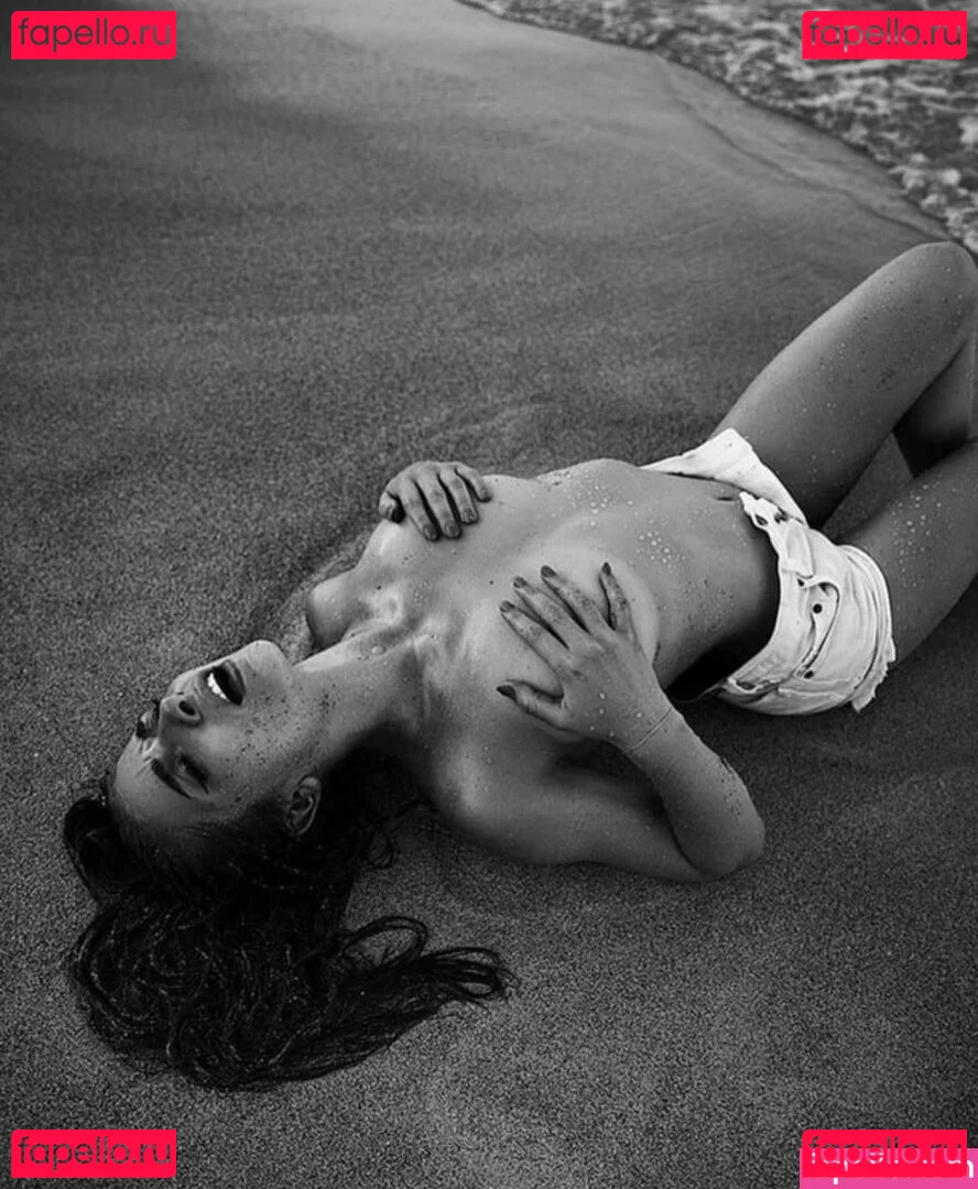 Lola Weippert Onlyfans Photo Gallery 