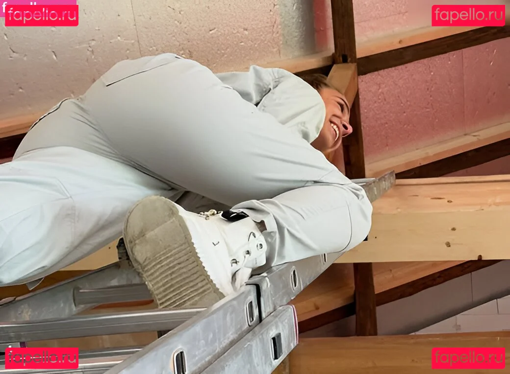 Lola Weippert Onlyfans Photo Gallery 